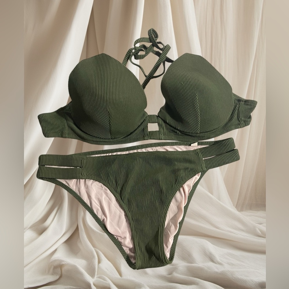 Shade and shore olive green bikini set. Used but good condition.